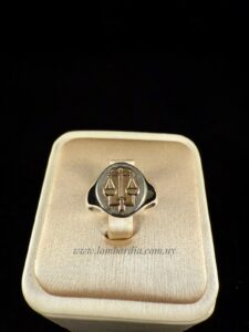 Anillo Abogado.