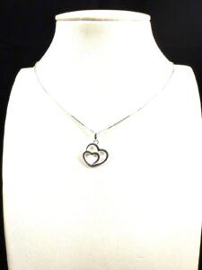 Conjunto Corazón Calado.