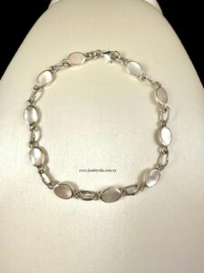 Pulsera Nacar Oval.